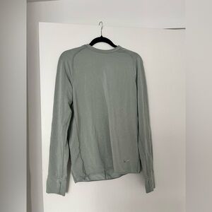 Nike Light Gray Long Sleeve Top